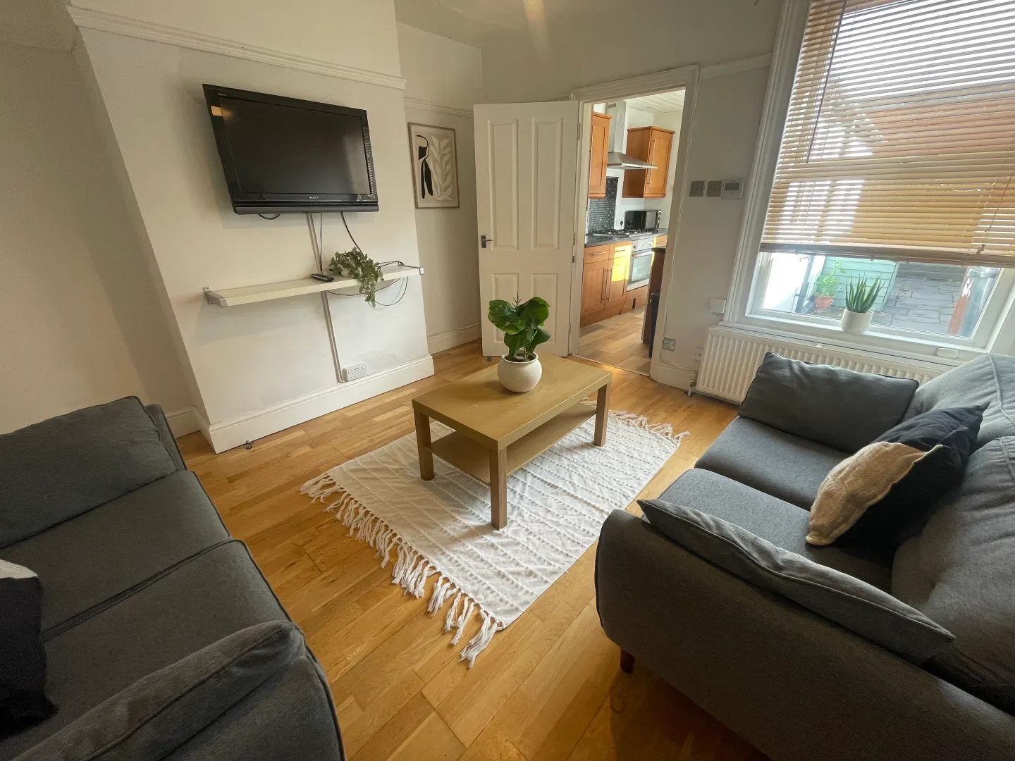 Smart 4 Bed Terraced House // Jul 2026 - Main Image